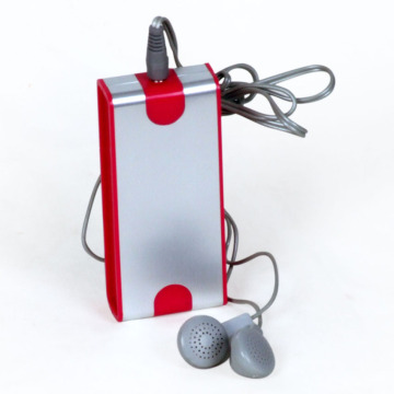 PORTABLE FM RADIO