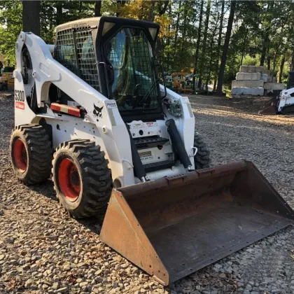 Second Hand Bobcat S300 Steer Loader Backhoe Loader