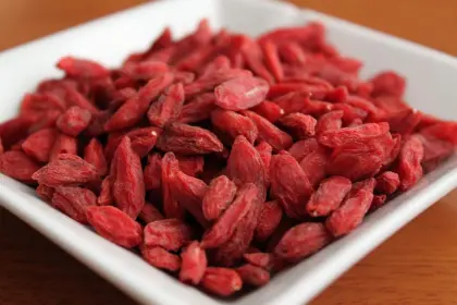 Best dried goji berries nutrition with vitamins