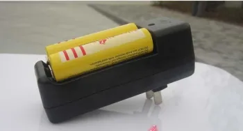 North American Standard Independent Charger for 2 PCS 18650 Batteries
