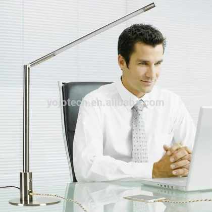 Adjustable metal Modern LED office desk lighting with Two USB Charging Port
