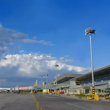 High Mast Lighting Poles: Hot Dip Galvanized and Powder Coated (15m-35m)