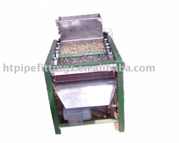 HT150 Pistachio cracker