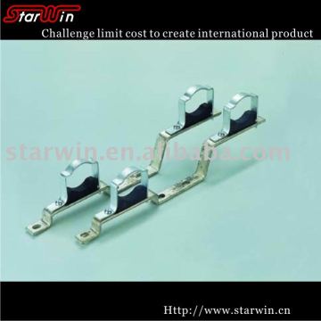 Brackets for manifold