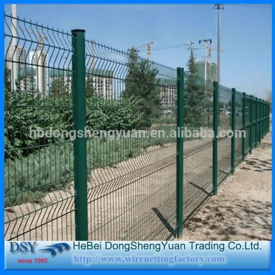 Manufacturer supply welded wire mesh fencing/3D Curved Wire Mesh Fence Panel Factory