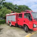 Camion de pompiers du réservoir d'eau multifonction