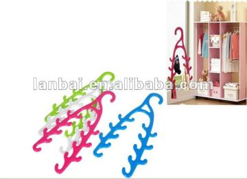 Utility hanger