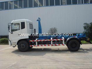 9T Waste / Garbage Collection Vehicles Compactor Truck Dong