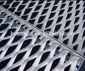 2016 hot sale Hebei Anjia expanded pvc diamond metal wire mesh sheet for construction