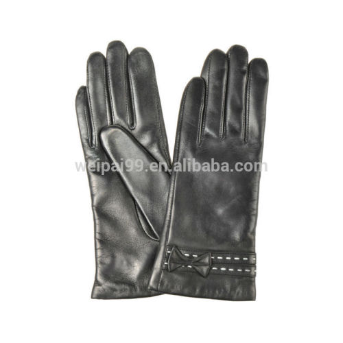 Hot selling white thread little bowknot sheepskin leather gloves for female