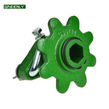 AA28277 Cradle กับ G36734 Sprocket สำหรับ John Deere