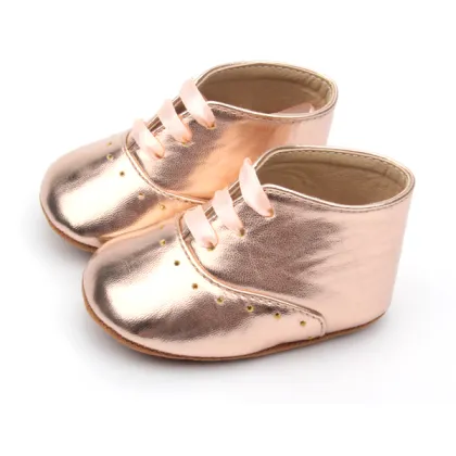 2017Fashion Hollow Out Gold Leather Baby Boots Ribbon Shoelace Cheap Girls Fashion Boots