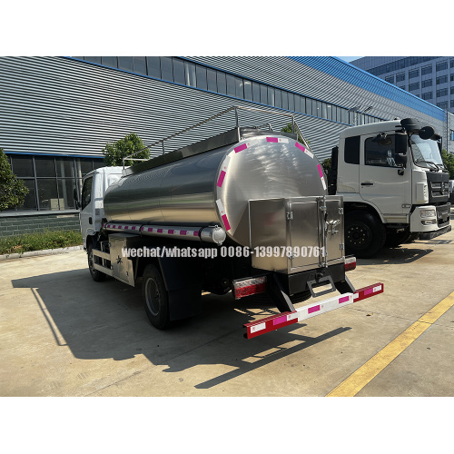 Dongfeng 4x2 6000L Transport Truck