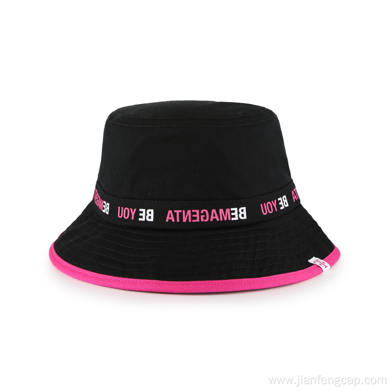 Colorful cotton twill bucket hat with fashion print