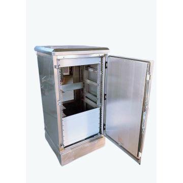 Insulated switchgear with air conditioning
