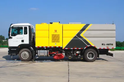 SITRAK 70000 M*2/h Clean the Road Sweeper