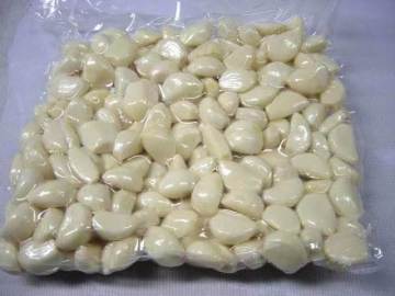 Quality peeled garlic cloves