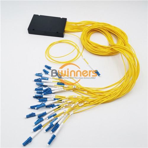 เทปแยกประเภท 1x32 LC/UPC ตัวแยกไฟเบอร์