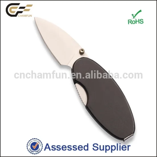 Ingenious all-purpose pocket folding knife for daily carry