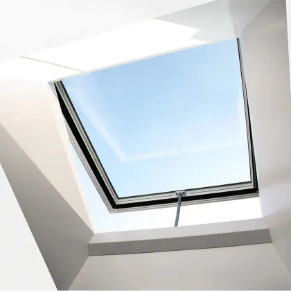 Georgia Smart Chain-Operated Roof Skylight with Integrated Weather Sensors