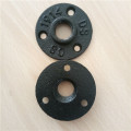 BSP Flange de chão preto maleável Flange de chão de ferro