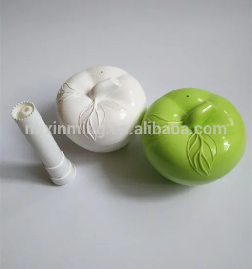 Plastic microwave soup bowl