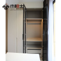 Puerta de armario de vidrio con marco de aluminio