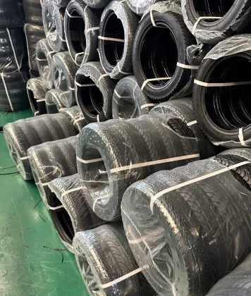 High Quality MRF CEAT Tire 4.00-8 for Bajaj Tuktuk and Three-Wheel Motorcycles