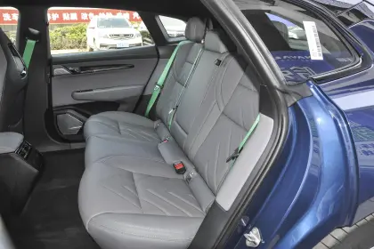 Geely Zeekr 001 100kWh WE