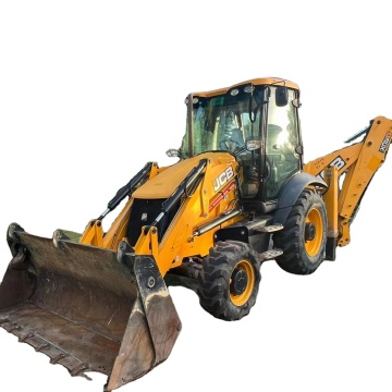 ใช้รถตัก backhoe JCB 3CX และ 4CX สำหรับขายในสหรัฐอเมริกา
