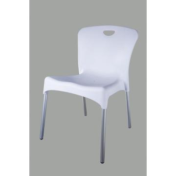 Silla apilable de plástico para exteriores