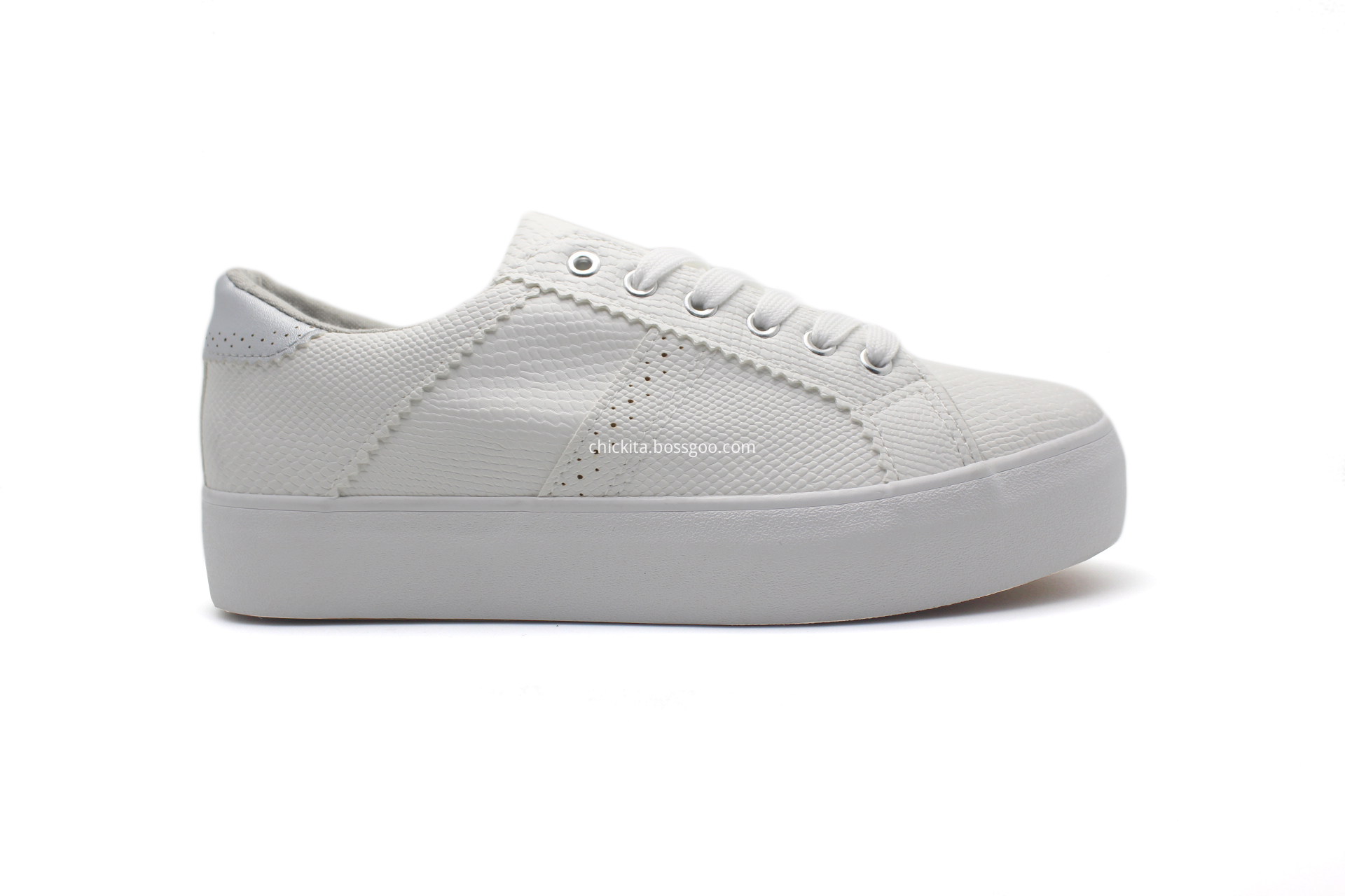 Kasut superga 2025