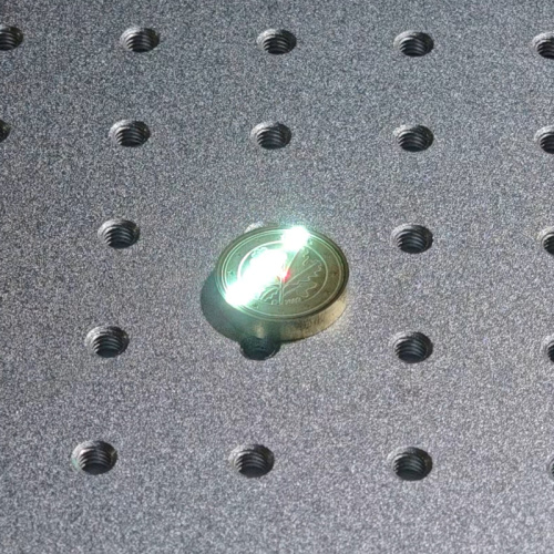 Máquina de marcação a laser de fibra MOPA semifechada