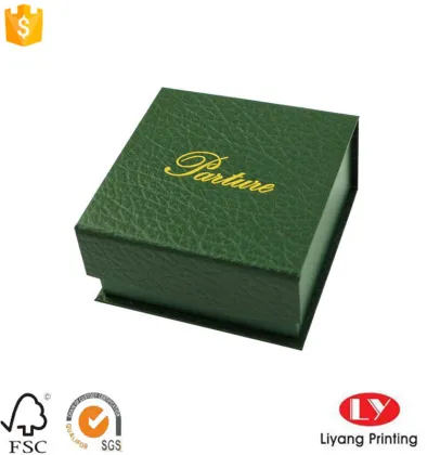 Book shaped C-clip watch cardboard box