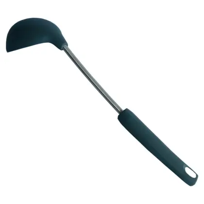 le creuset silicone ladle