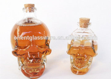 High quality 200ml 375ml clear skull glass bottle with cork