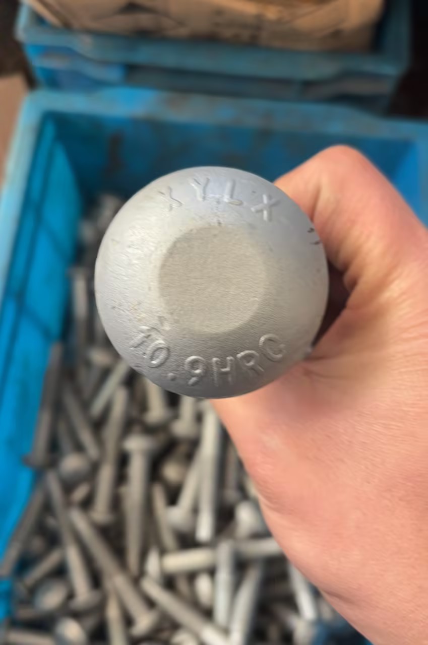 EN14399-10 HRC Bolts (1)