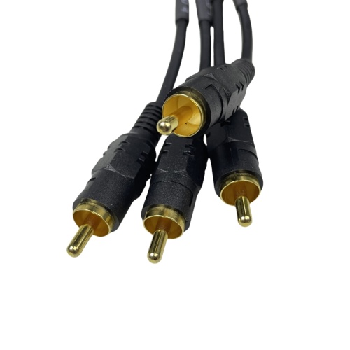 DB 25P から 4 RCA および 4 XLR へ
