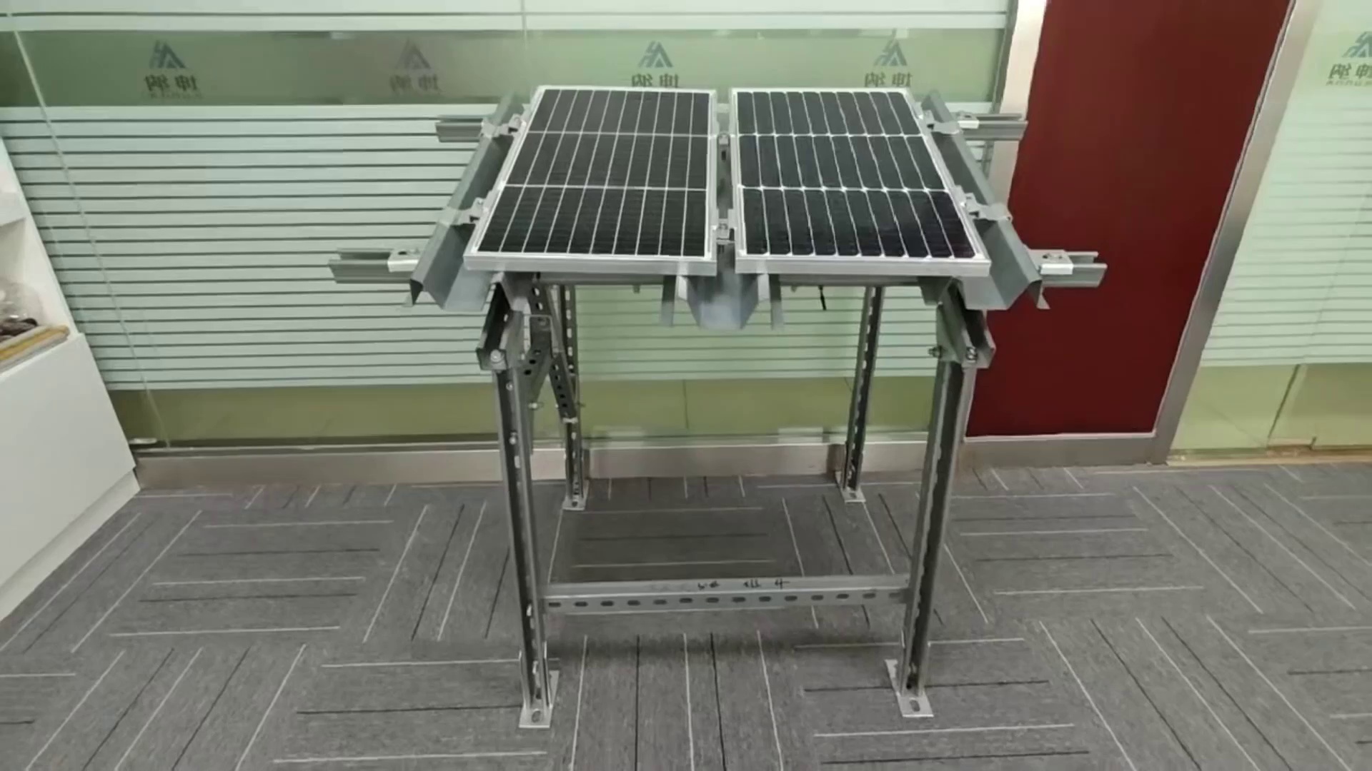 Easy and Quick Flat Roof Solar Mounting System