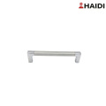 Série Geo Flat Bar Pull Hand-in-Hand