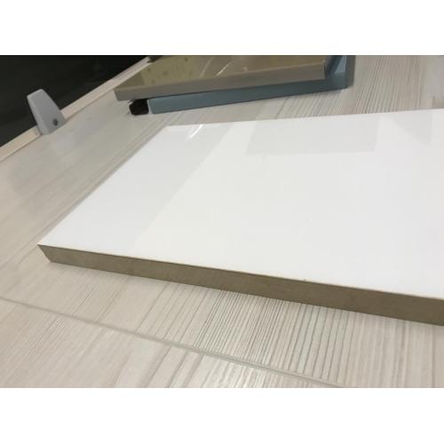 1220x2440mm Mositure Proof Tablero laminado acrílico del MDF