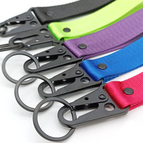 Customized Polyester Eagle Beak Short Wrist Lanyard Keychain