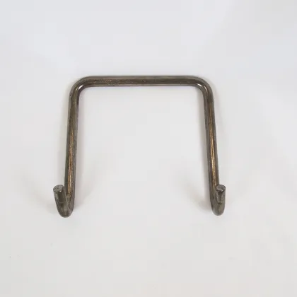 Hook type refractory anchor