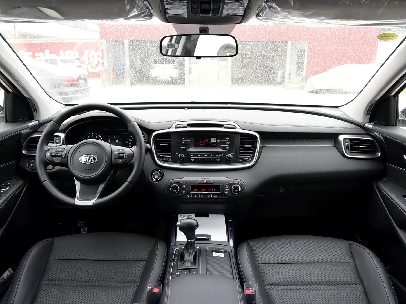 KIA Sorento (8)