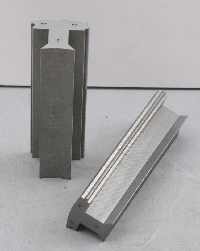 Мадэль - гэта ядро ​​сервопривода 80 рухавікоў