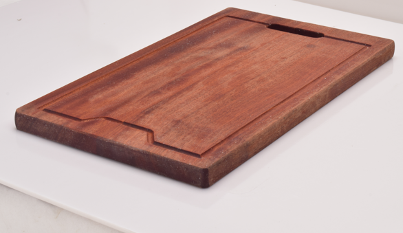 Wooden cutting board