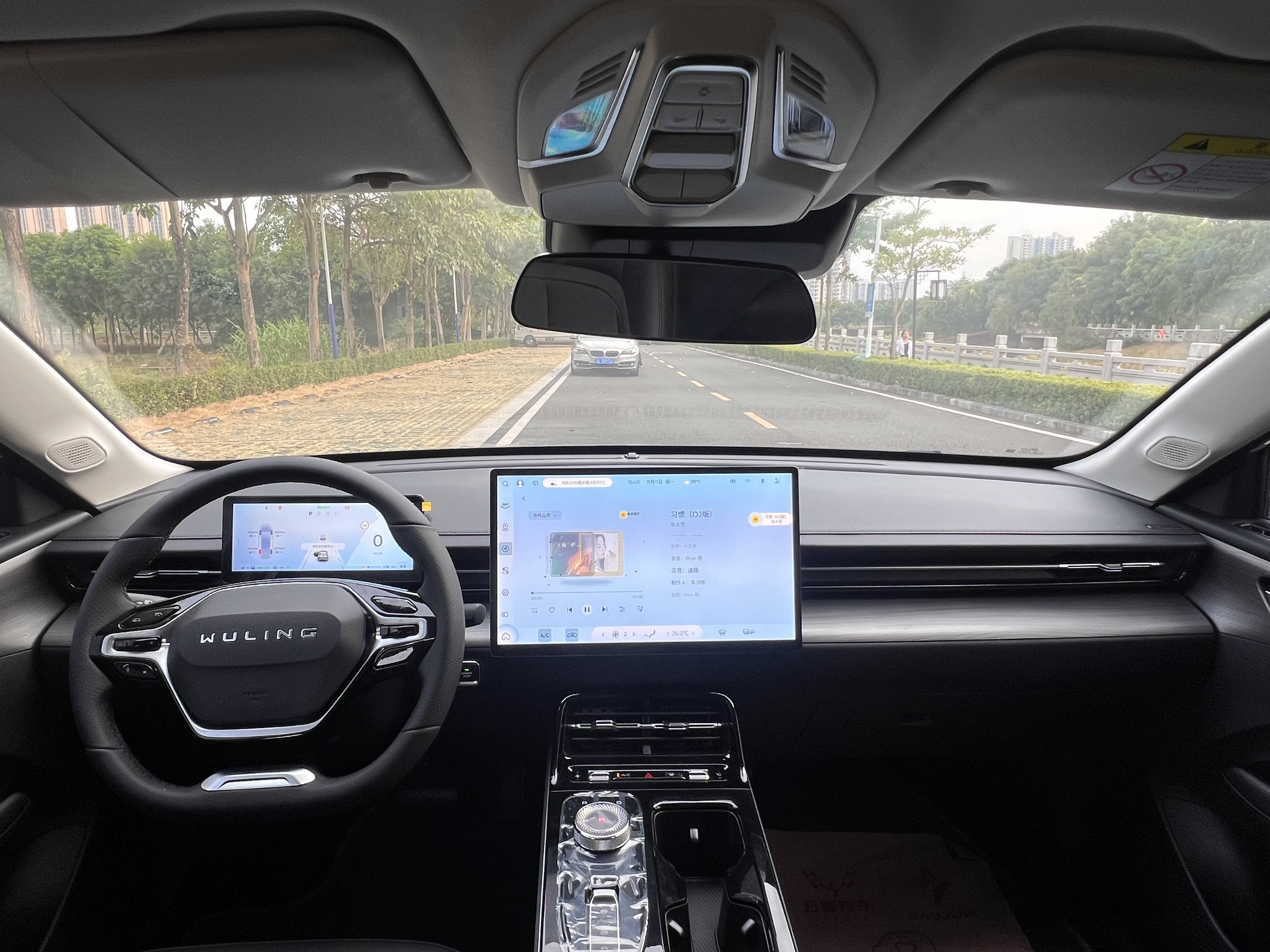 innovative economy electric vehicle