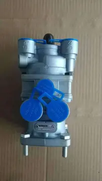 FOOR BRAKE VALVE 461 3192710