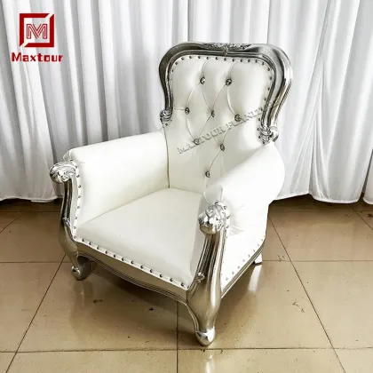 China Golden Hotel's Royal Pedicure Throne Chairs for Wedding Rentals