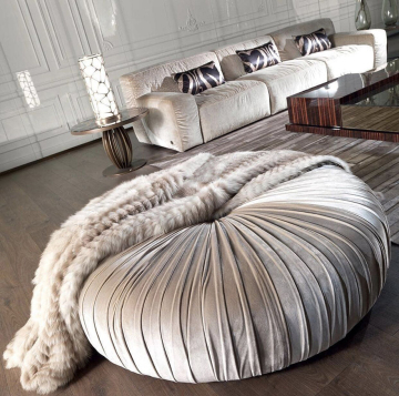 Modern Luxury Microfiber Leather Bed with Ottoman Design and Round Cushion